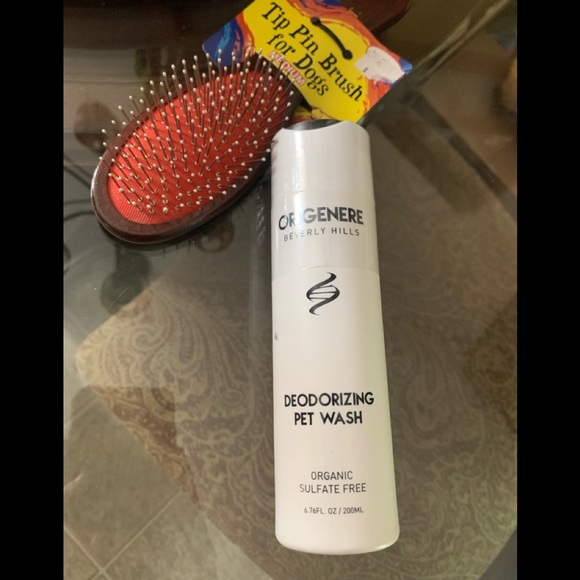 Dog wash & brush - Picture 1 of 6